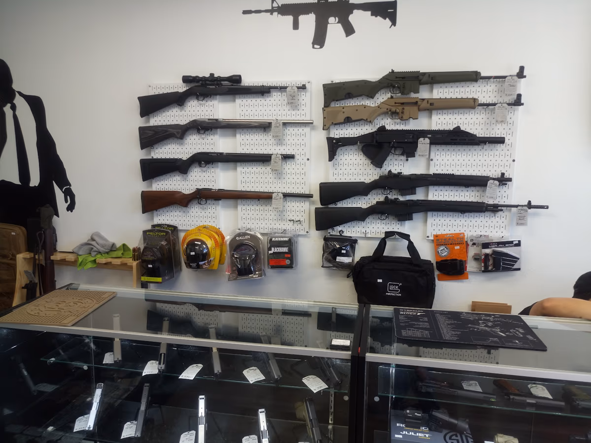 AEON TAC GUNS & AMMO photo 3