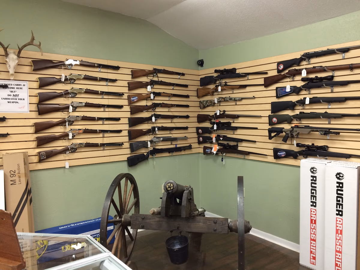 Americana Arms photo 2