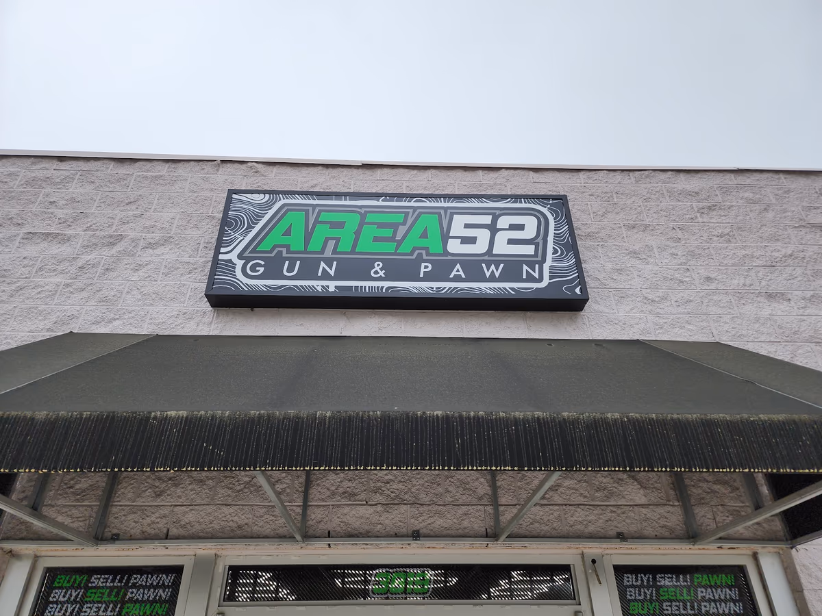 AREA 52 GUN & PAWN