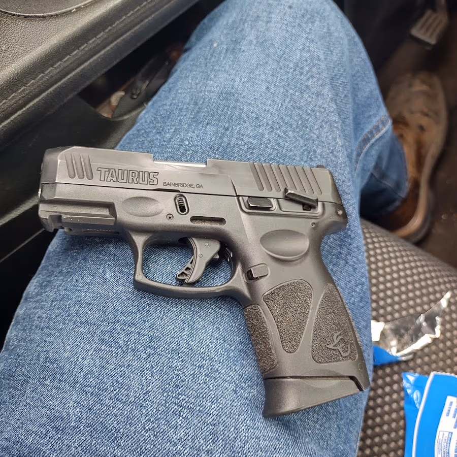 Arego's Guns photo 2