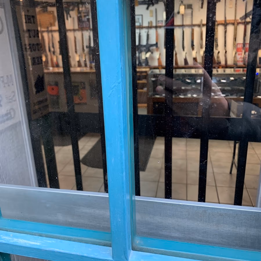 Aumiller Gun Shop photo 1
