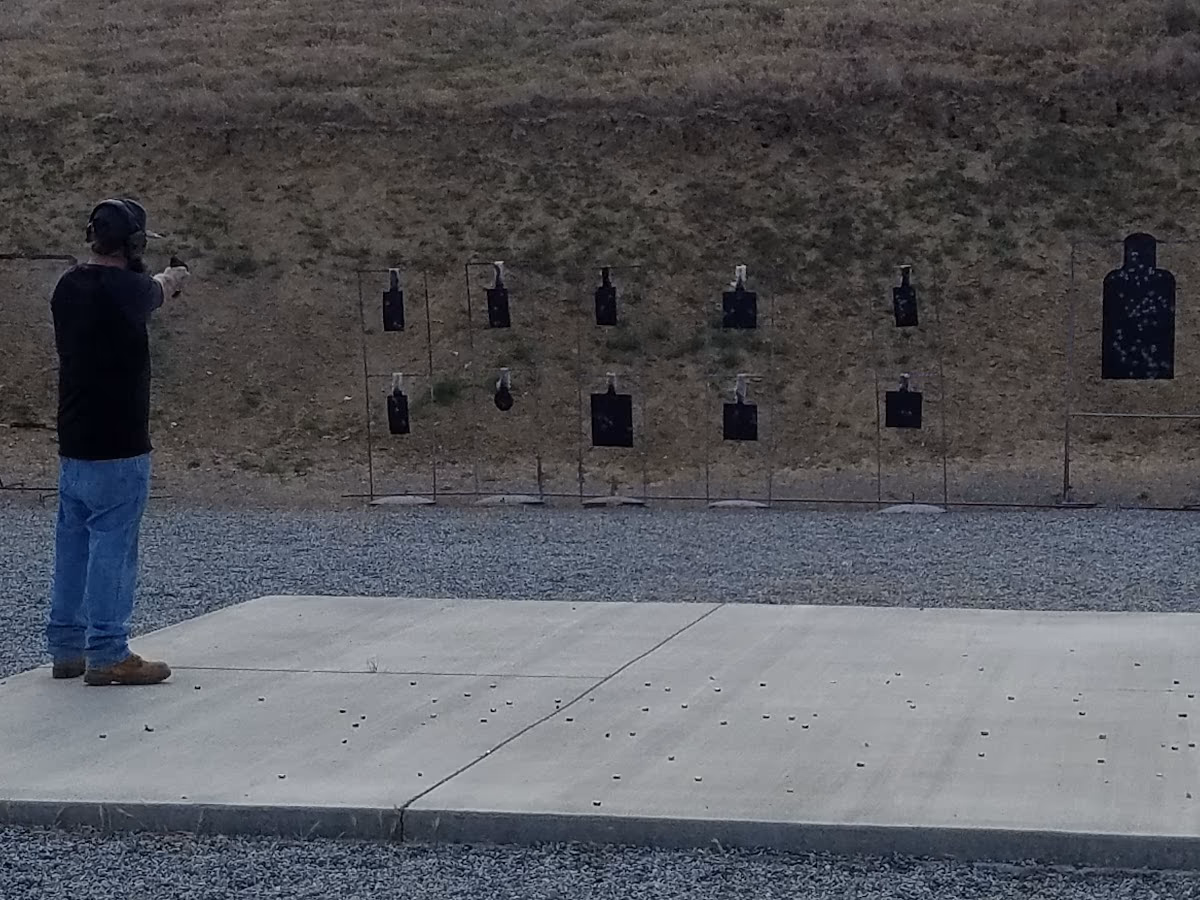 Avenal Gun Club