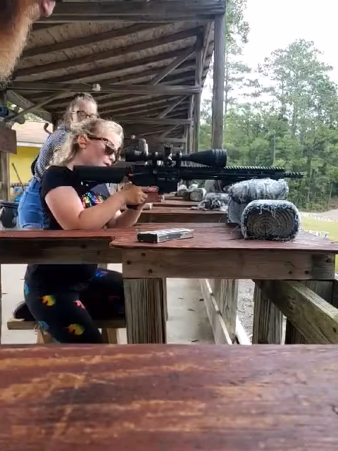 B & R Guns & Outdoor Range photo 3