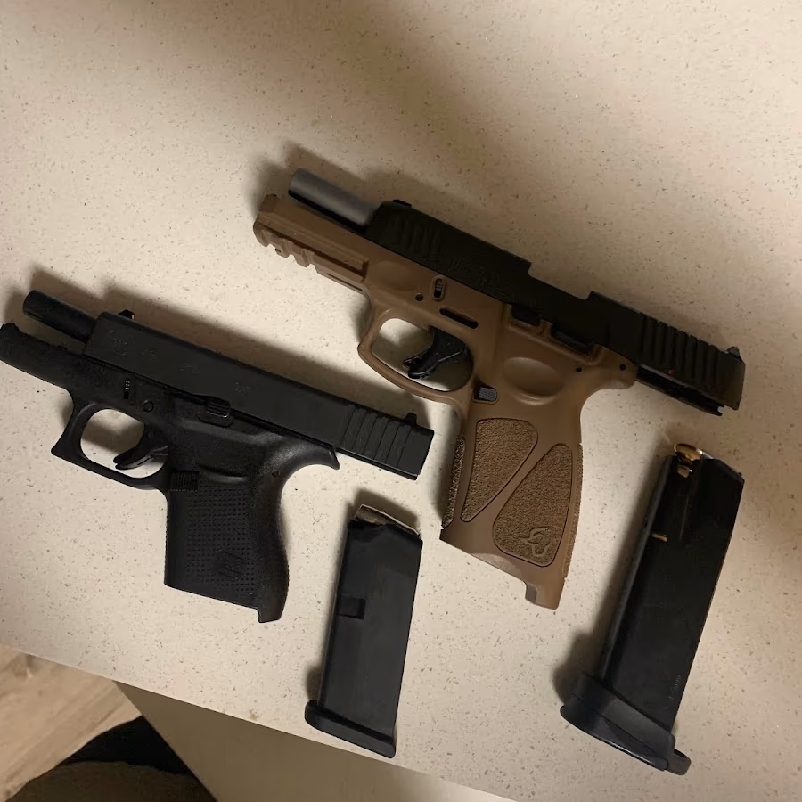 Bizarre Guns photo 2