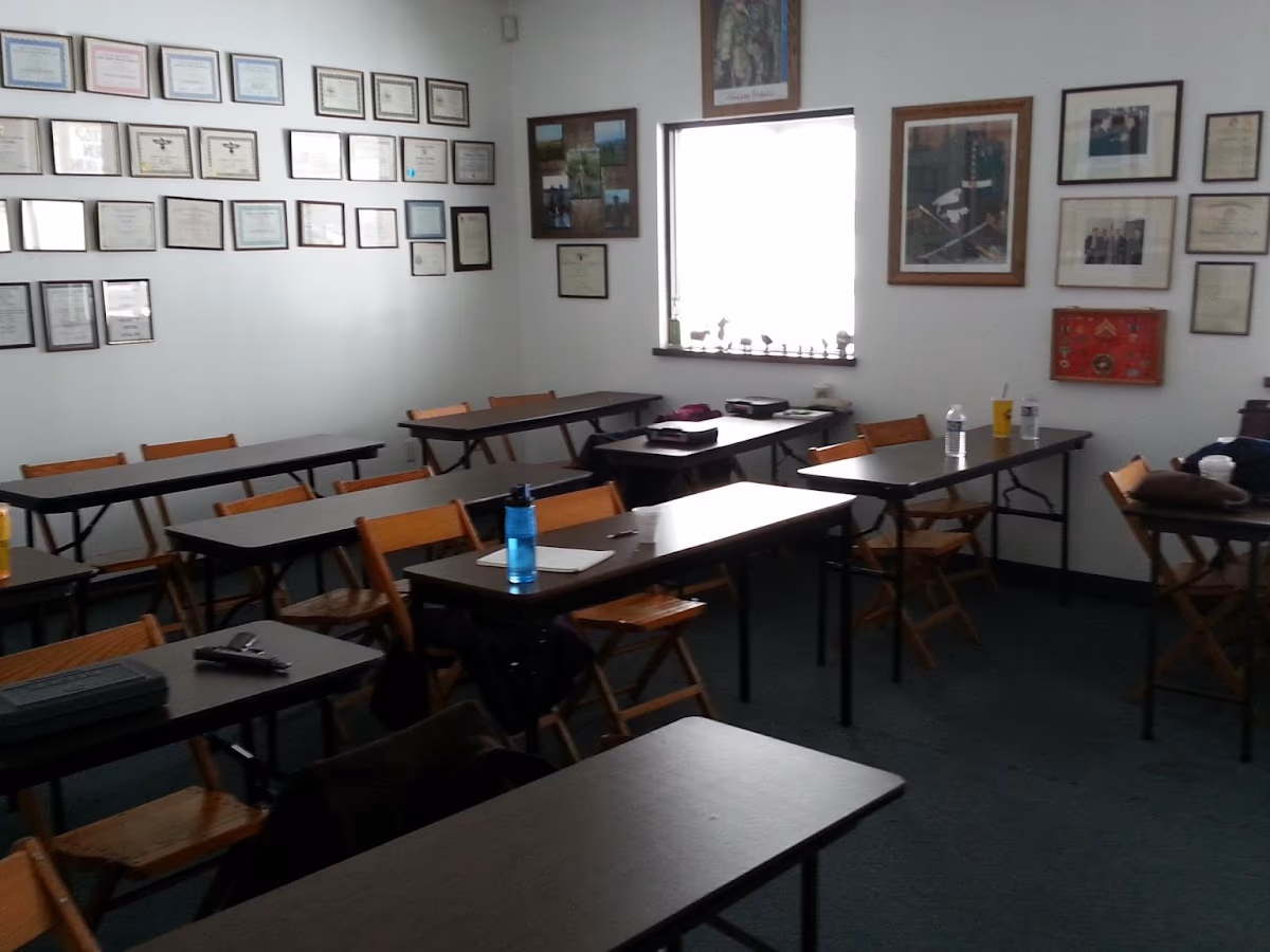 Bob's Gun Shop & Indoor Shooting Range photo 2