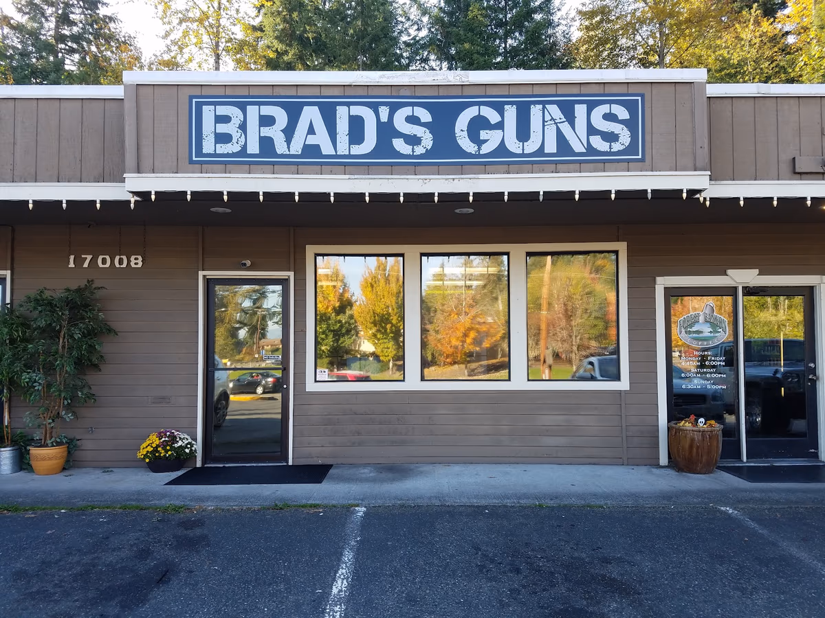 Brads Guns photo 3