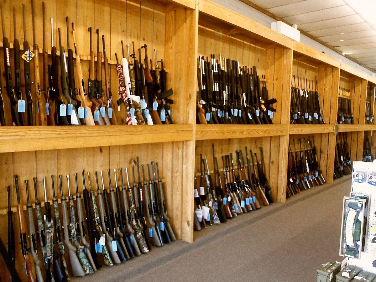 Byford's Gun & Pawn Shop photo 3