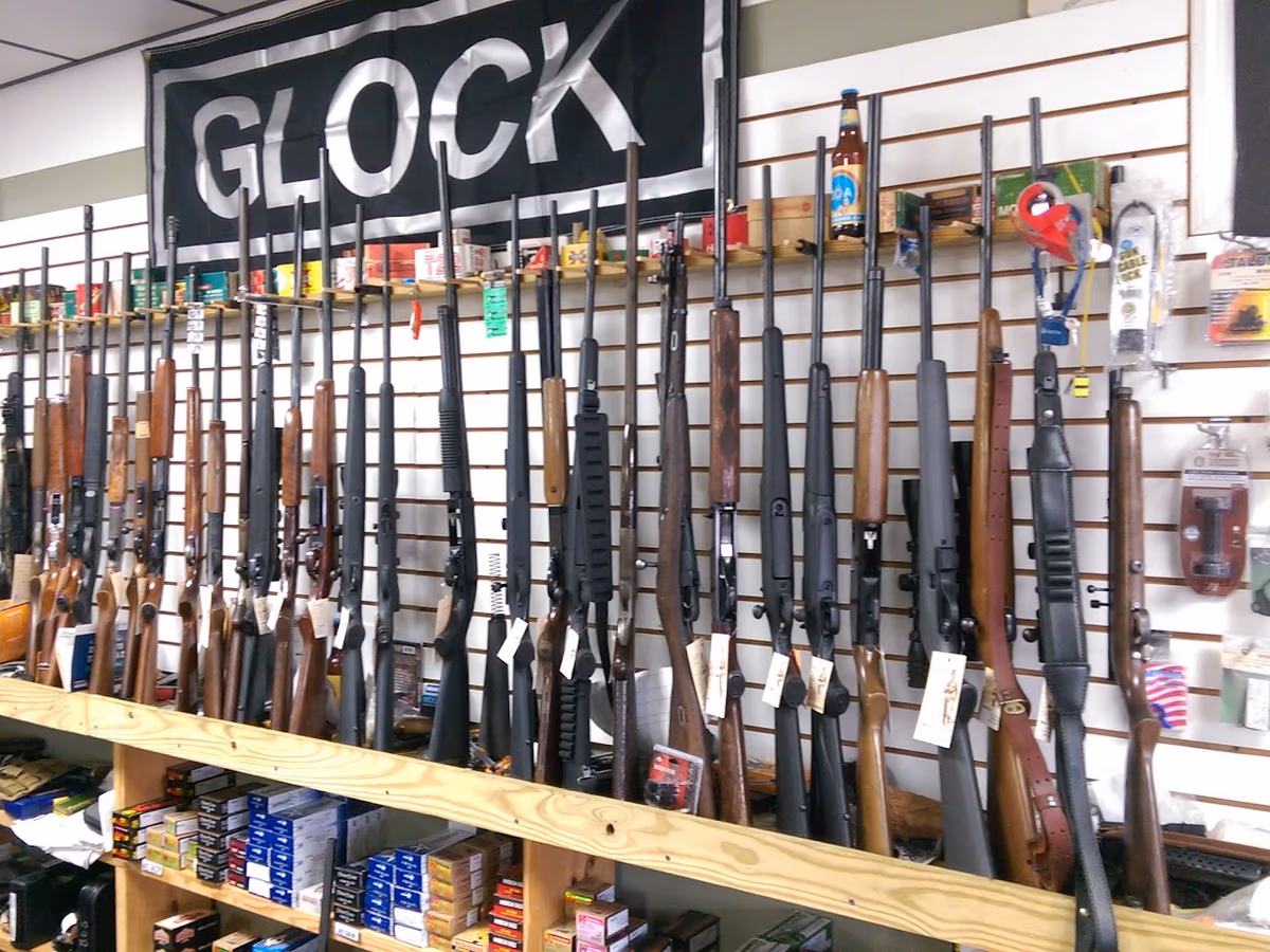 C & R Pawn & Gun Shop photo 2