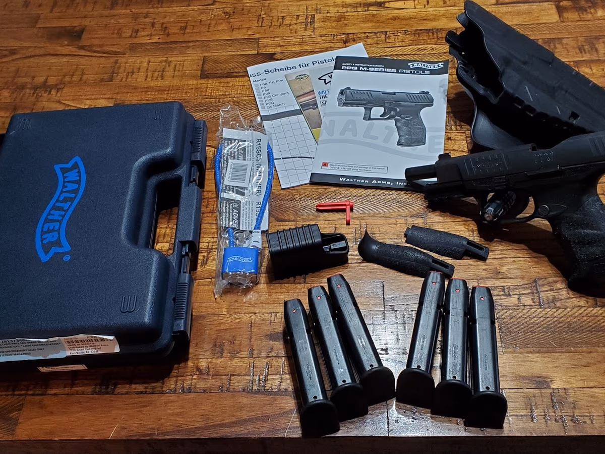 Cash For Weapons photo 1