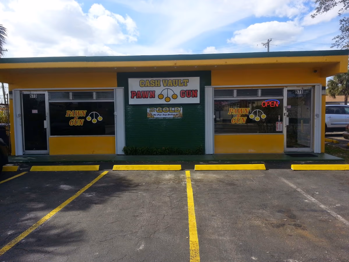 Cash Vault Pawn & Gun photo 3