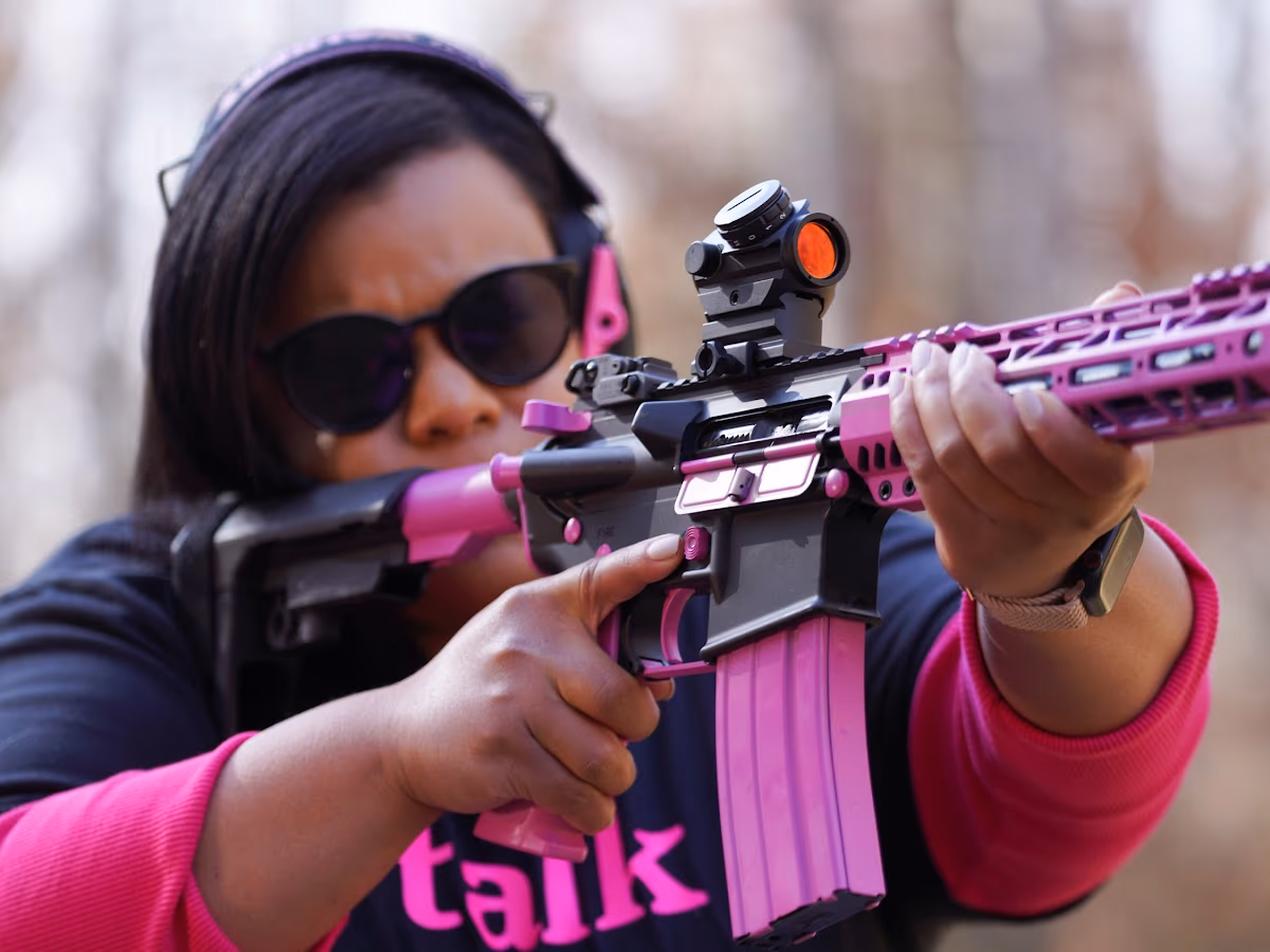 CHICKS WITH TRIGGERS