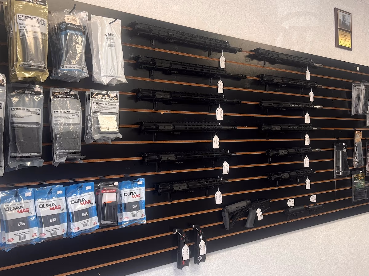 CSR Guns & Ammo photo 3