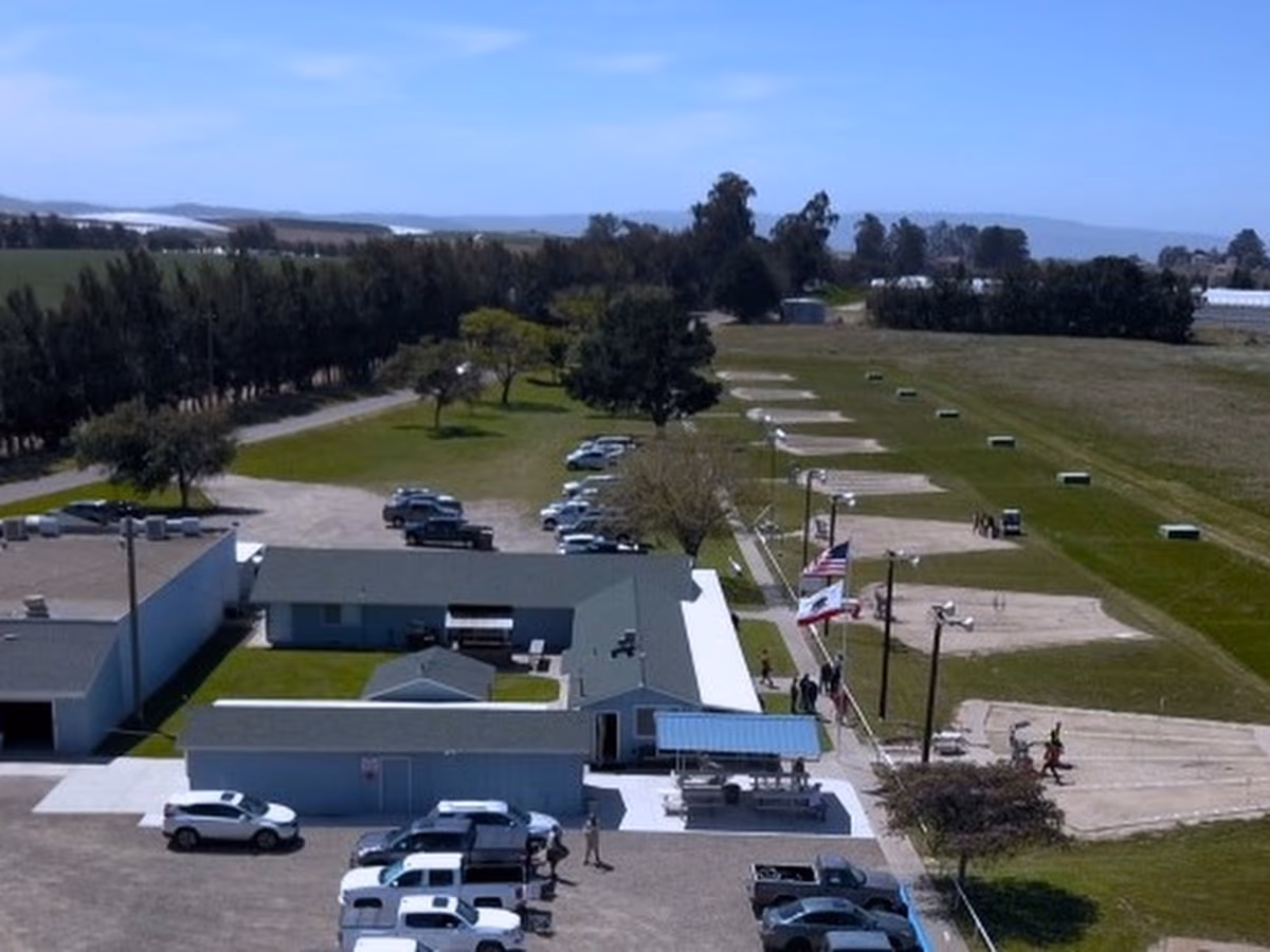 Dan Wells Gun School photo 2