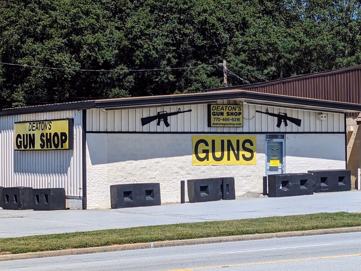 Deaton's Gun Shop