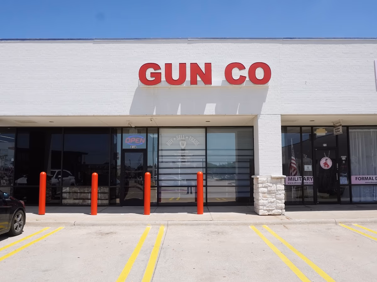 Elliot White Gun Co