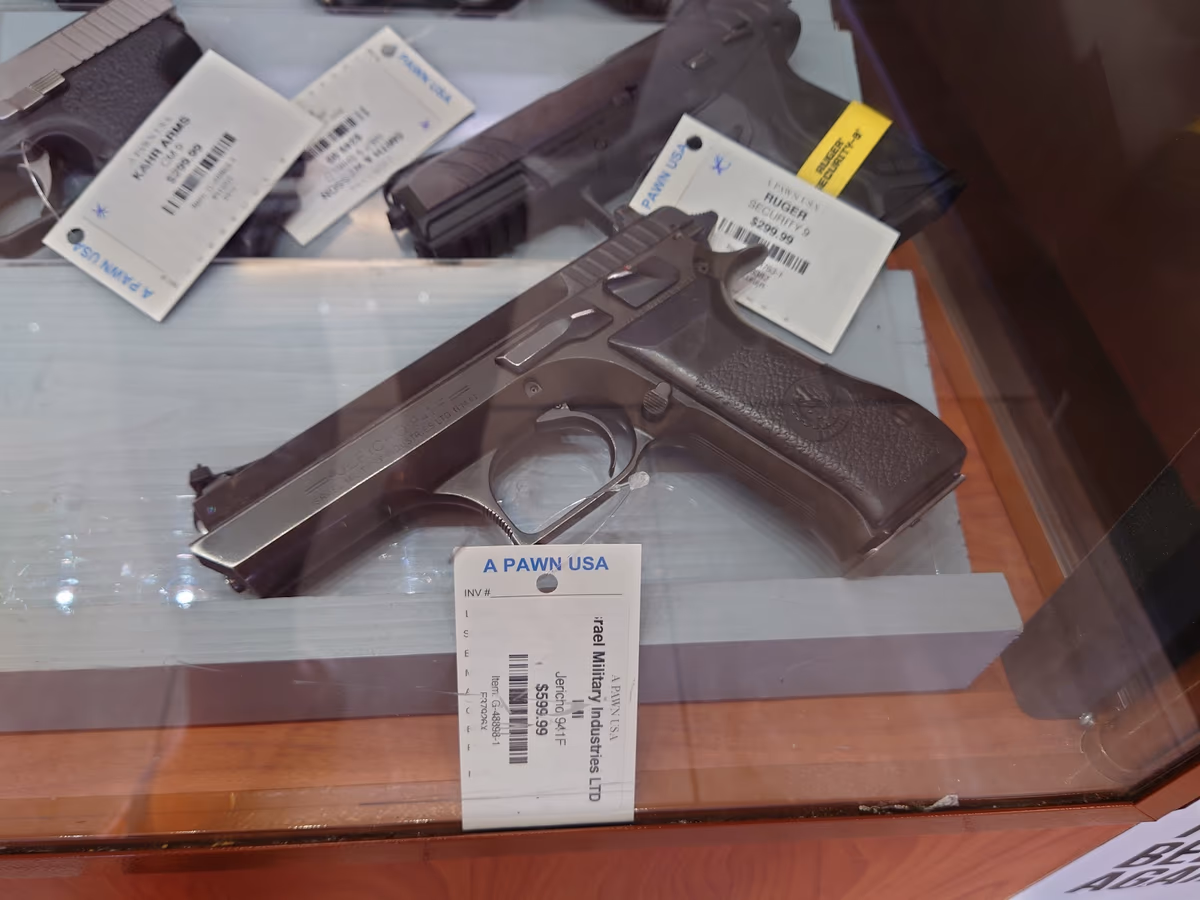 Guns Ammo photo 2