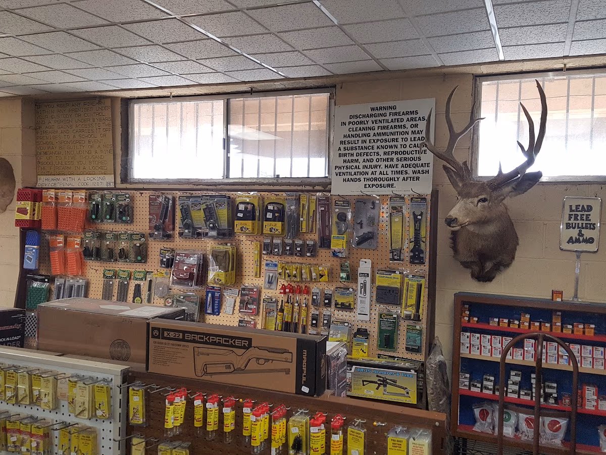 Halbrook's Carving & Gun Room photo 2