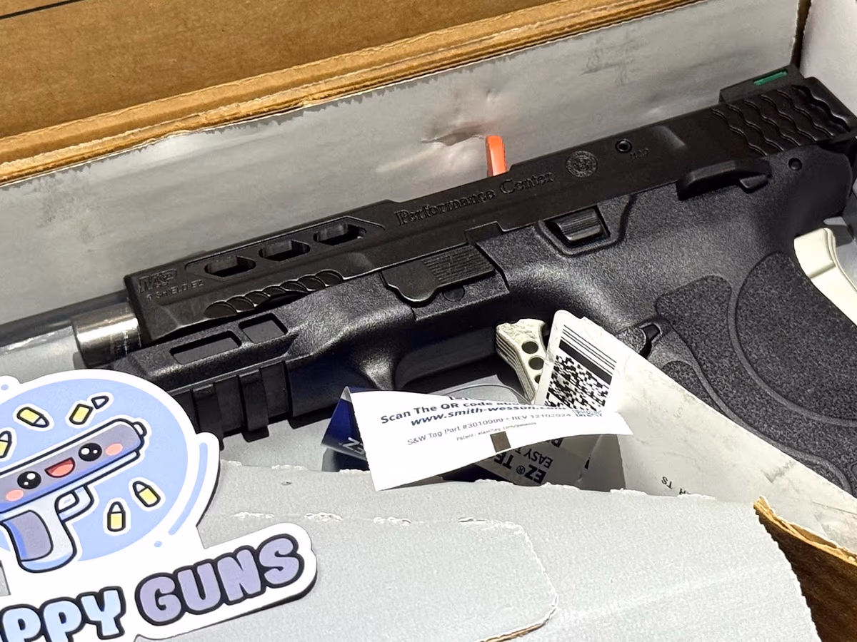 Happy Guns photo 3