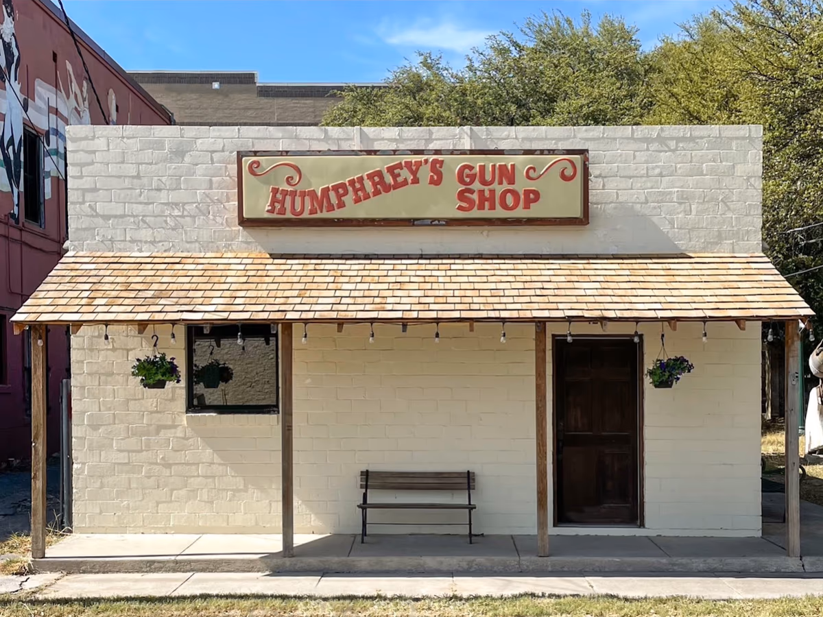 Humphreys' Gun Shop photo 1