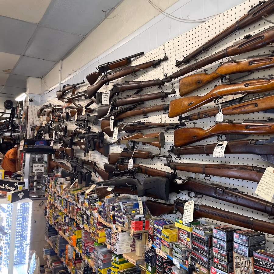 Hunters Warehouse photo 2