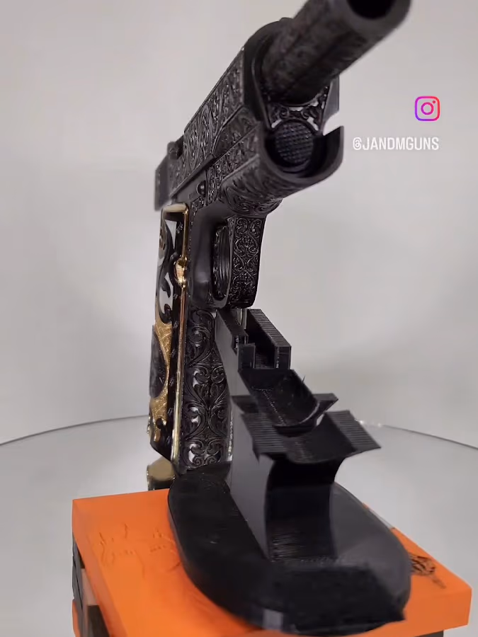 J and M GUNS photo 3