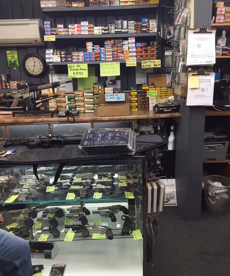 J&S GUNS & AMMO INC. photo 3