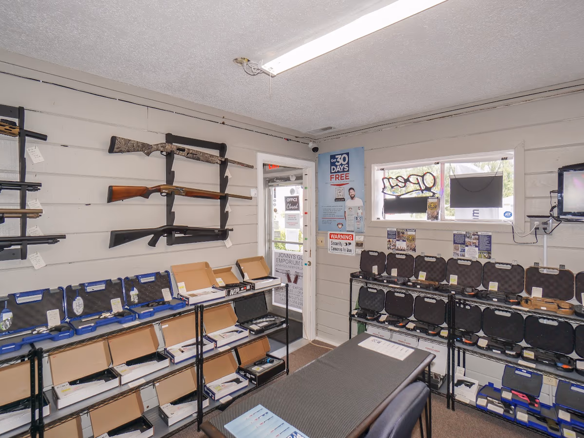 Jonny's Gun Emporium photo 2