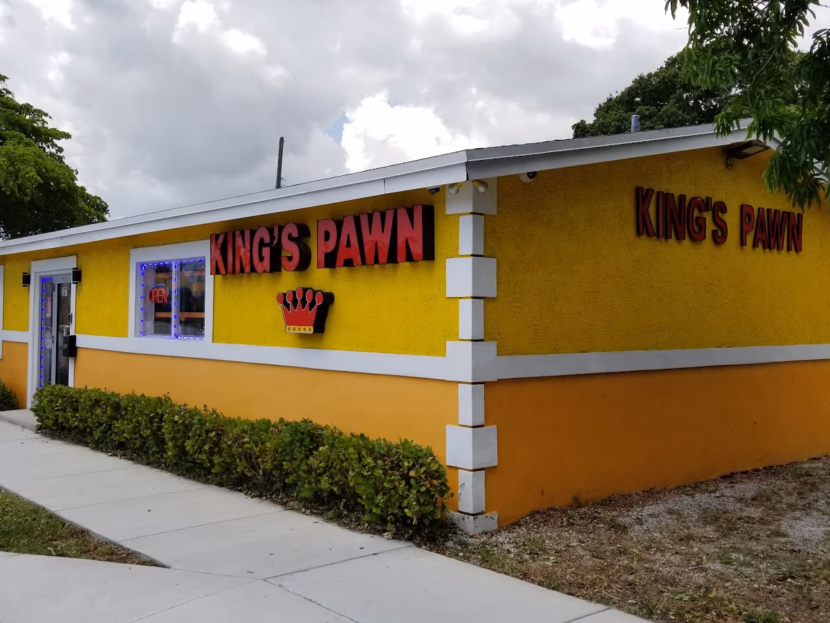 King's Pawn Gold & Jewelry Buyer,Gun Dealers photo 2