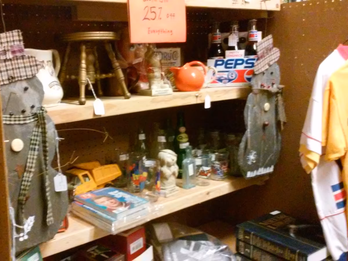 KR. Brooks Auctions photo 3