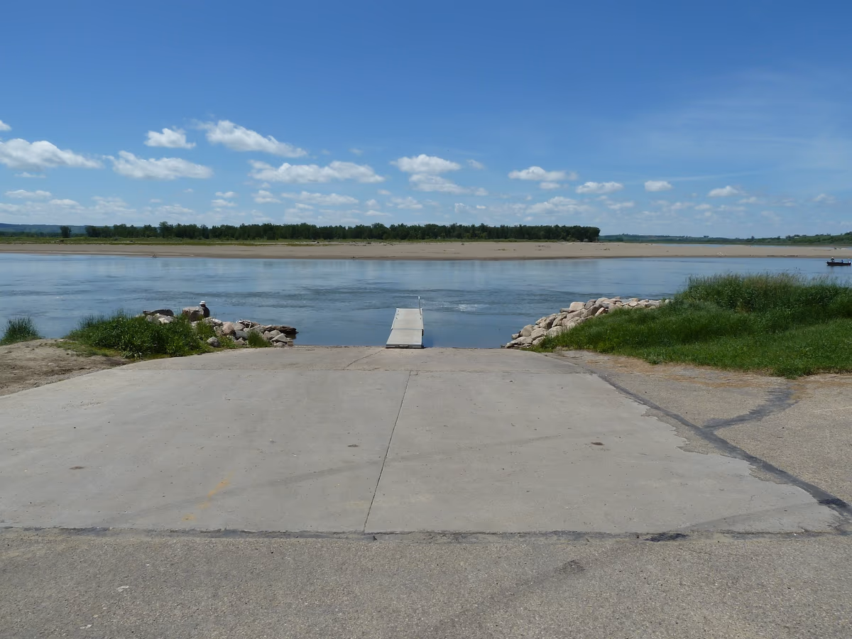 Lake Oahe - Maclean Bottoms (Gun Range) Boating Access photo 2