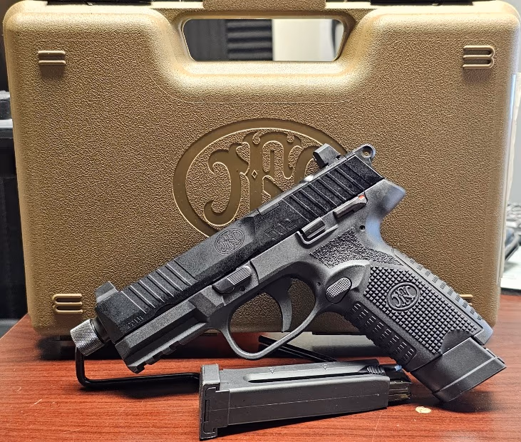 Lock'd & Stock'd Firearms and Equipment photo 3
