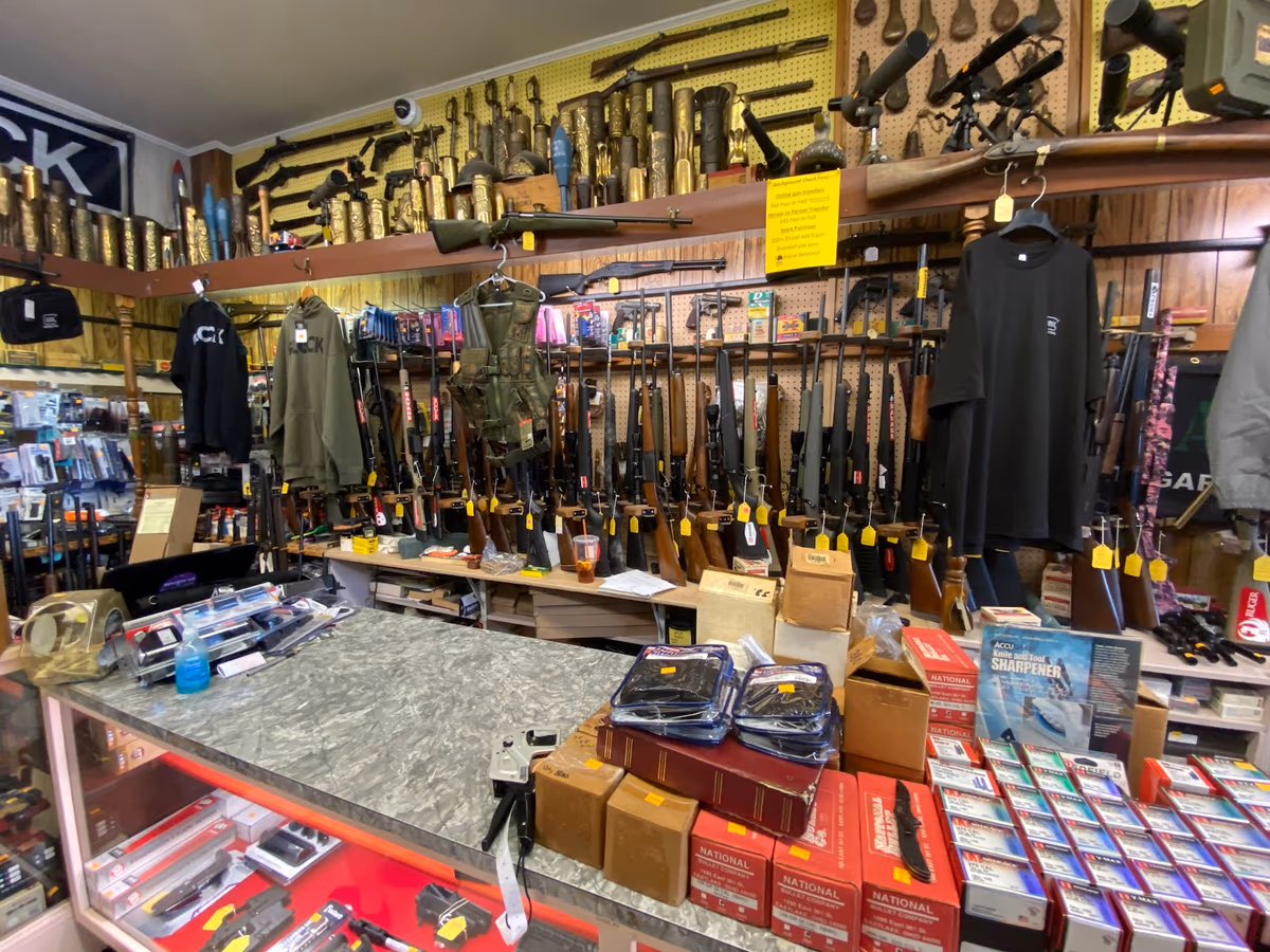 Lock's Philadelphia Gun Exchange photo 1