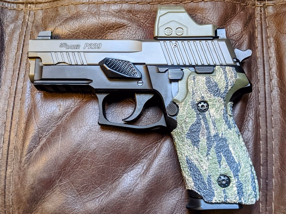 Loyal Arms photo 3