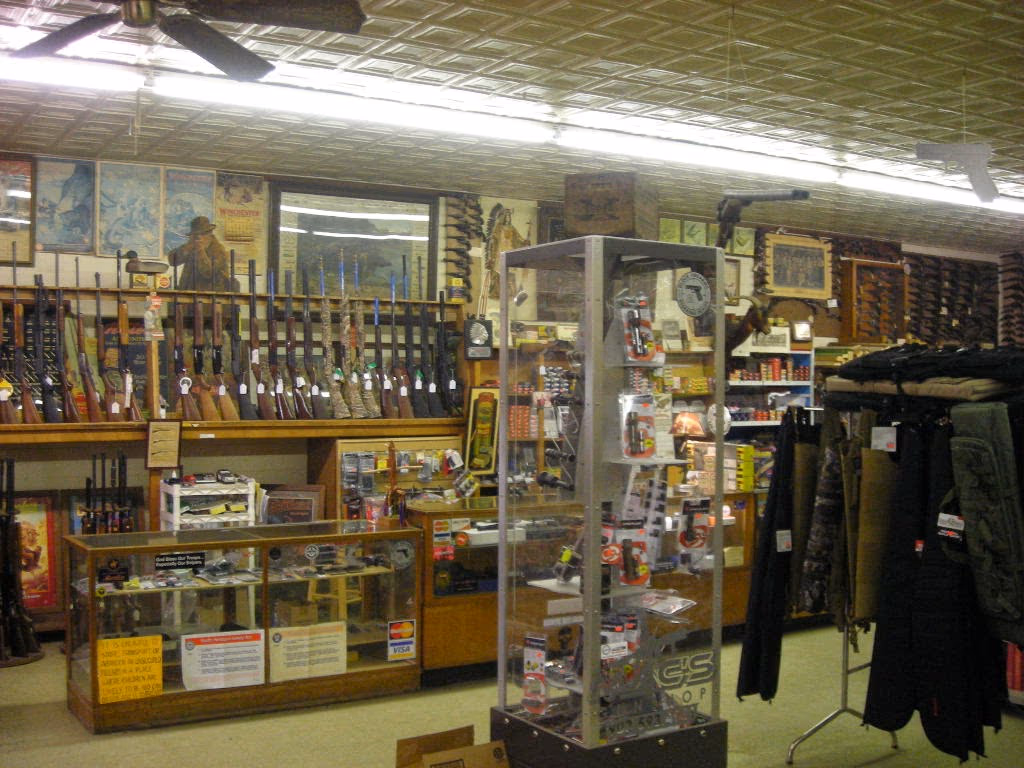 Mac's Gun Shop Inc photo 2