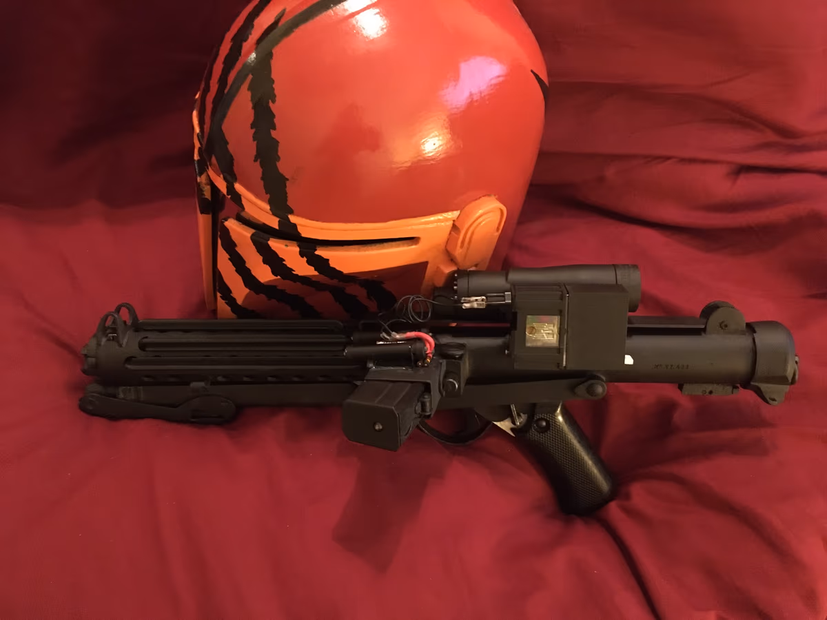 Mercenary Armorer photo 3