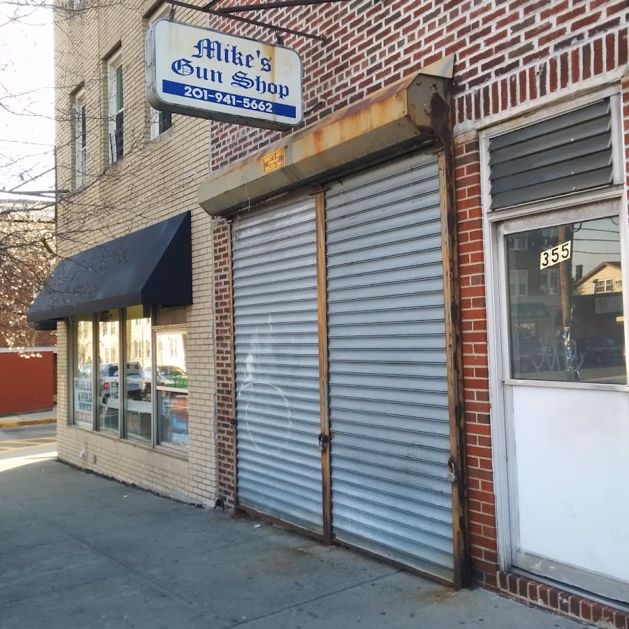 Mike's Gun Shop photo 1