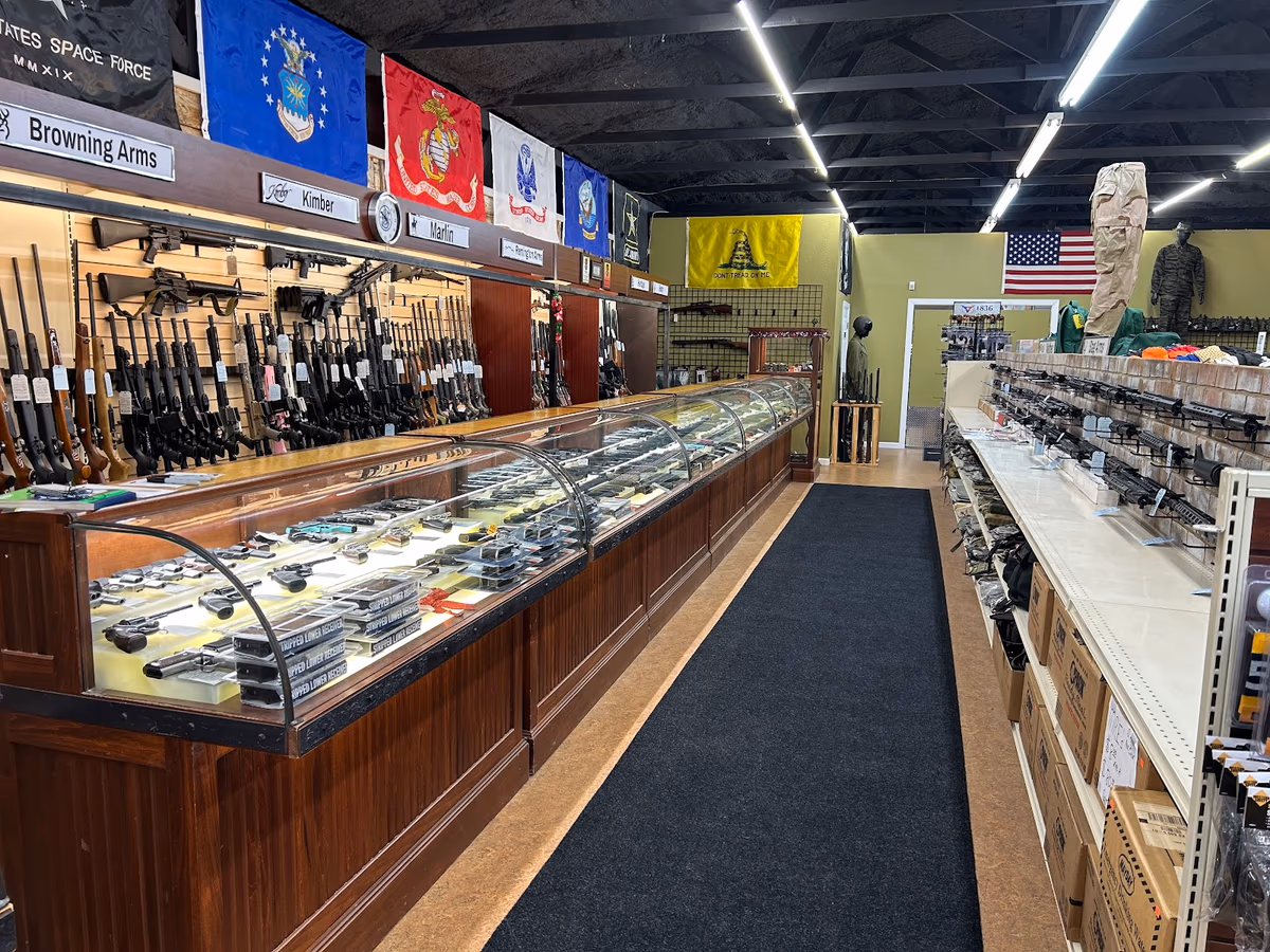 OKIE GUNS AND GEAR LLC