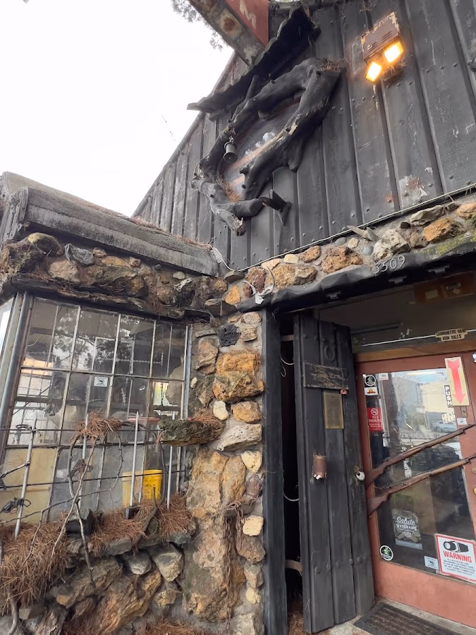 Old West Gun Room Inc