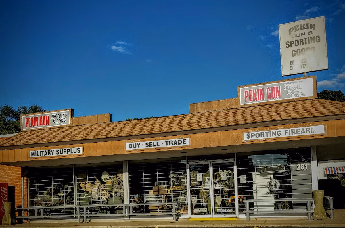 Pekin Gun & Sporting Goods Inc. photo 2