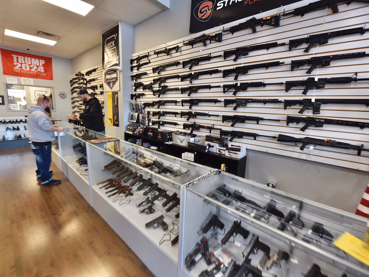 Pinnacle Gun and Ammo, Bartonville, IL photo 2