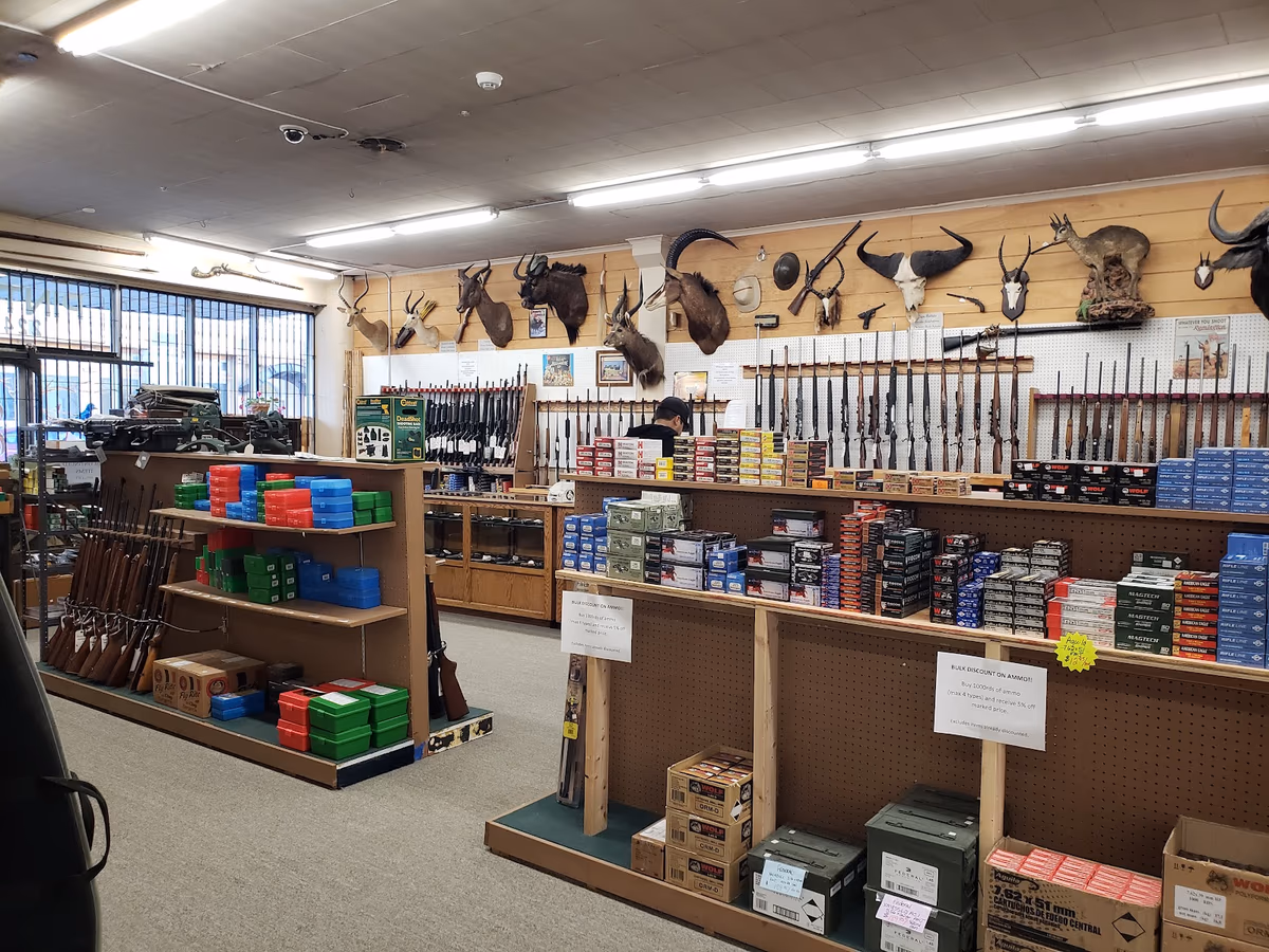 Pinto's Gun Shop photo 3