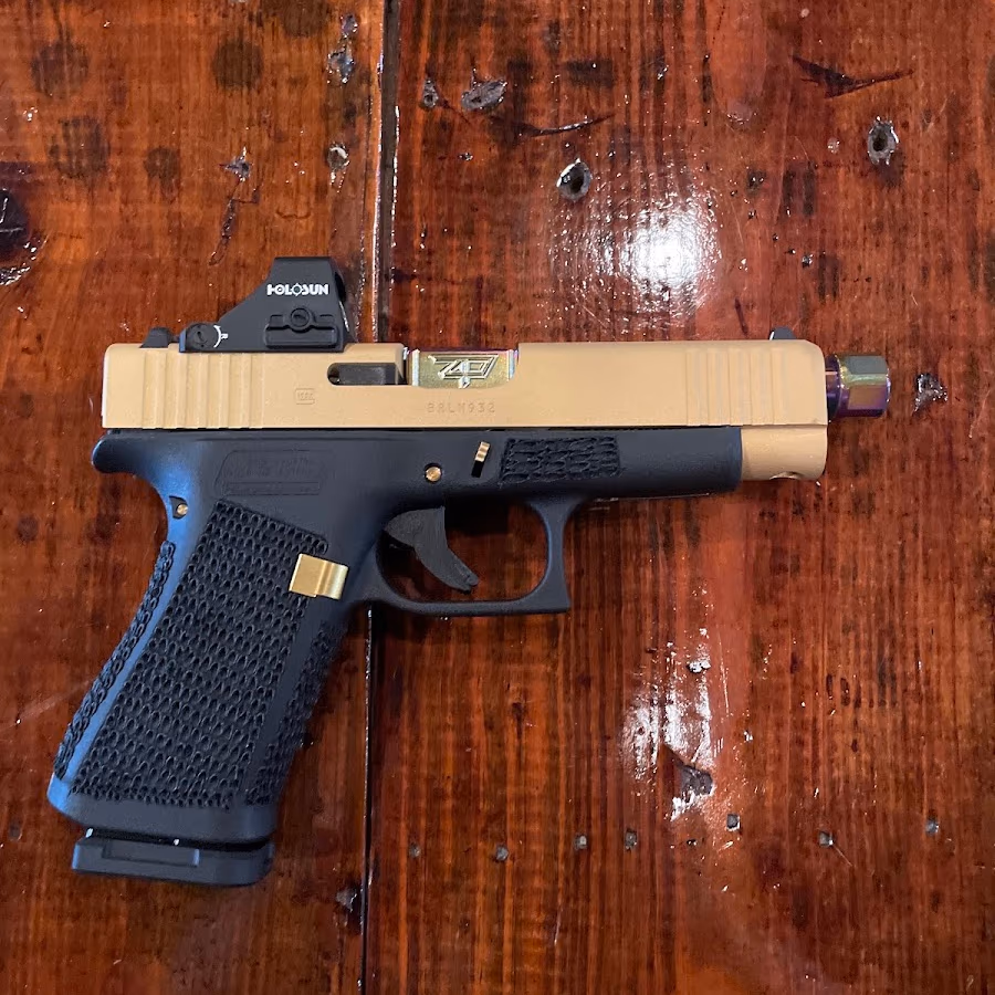 R Squared Custom Guns
