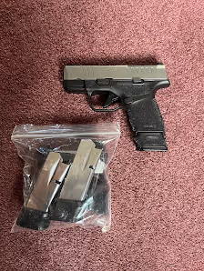 Smith's Guns & Ammo photo 2
