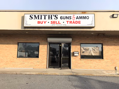 Smith's Guns & Ammo photo 3
