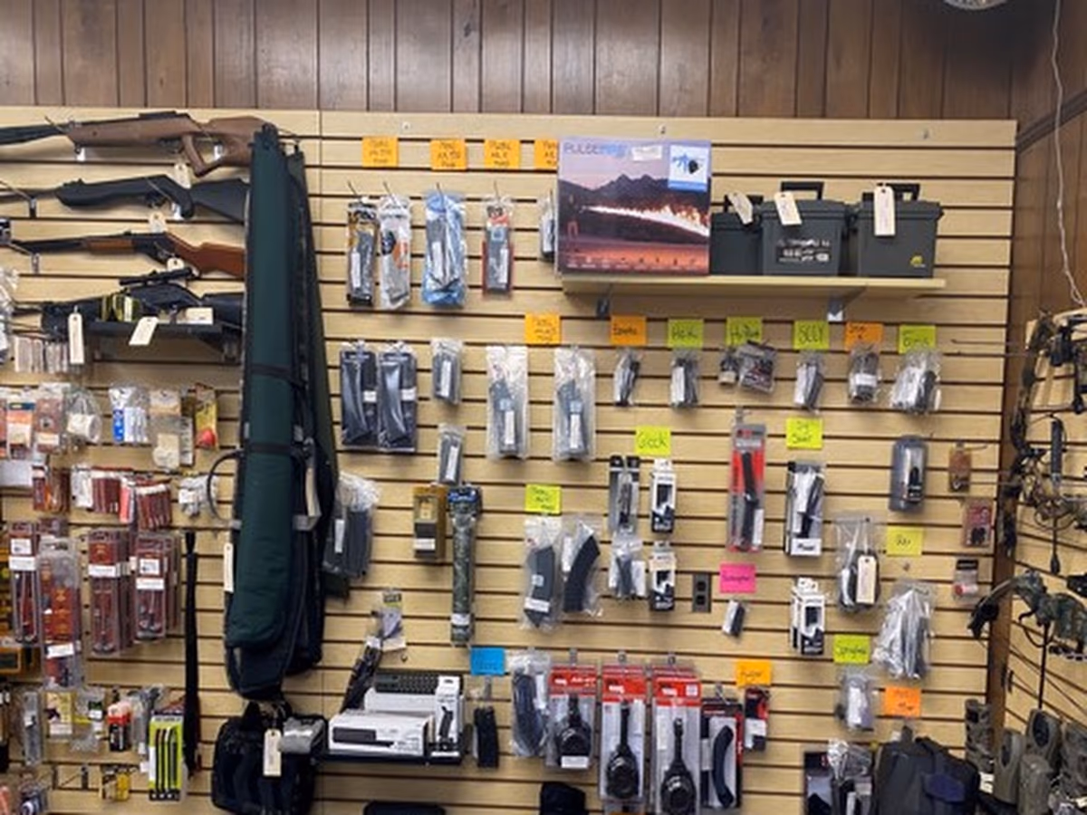 Smyrna Pawn & Gun Inc photo 2