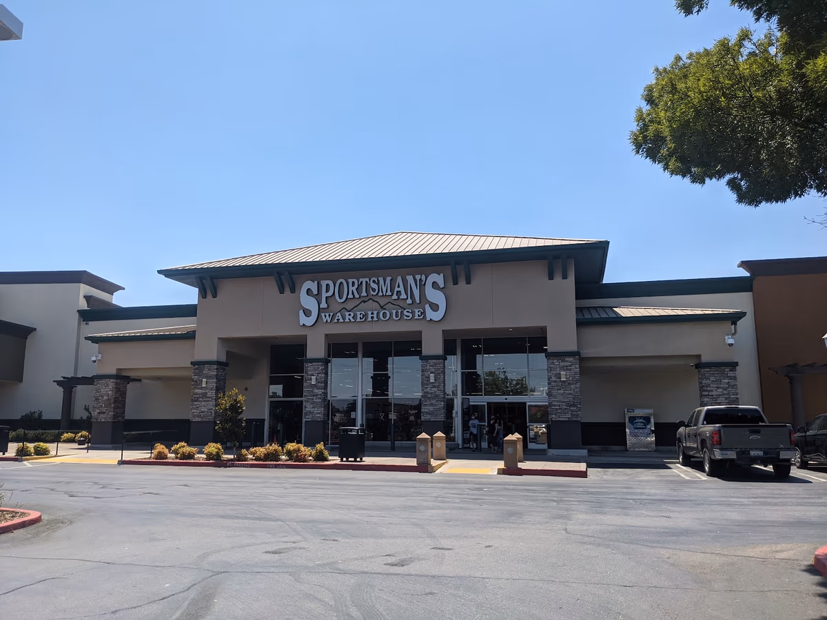 Sportsman's Warehouse photo 1
