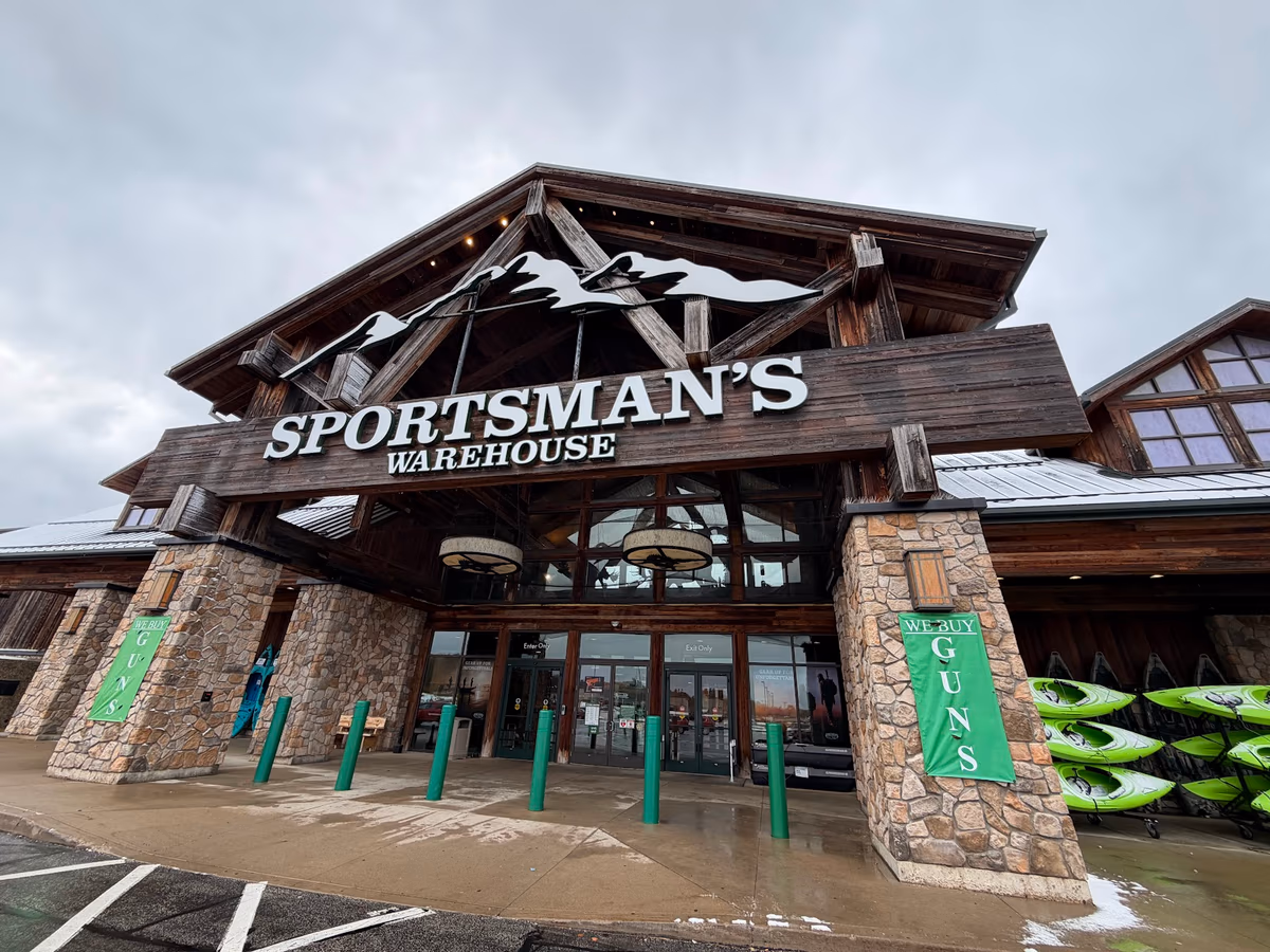 Sportsman's Warehouse photo 1
