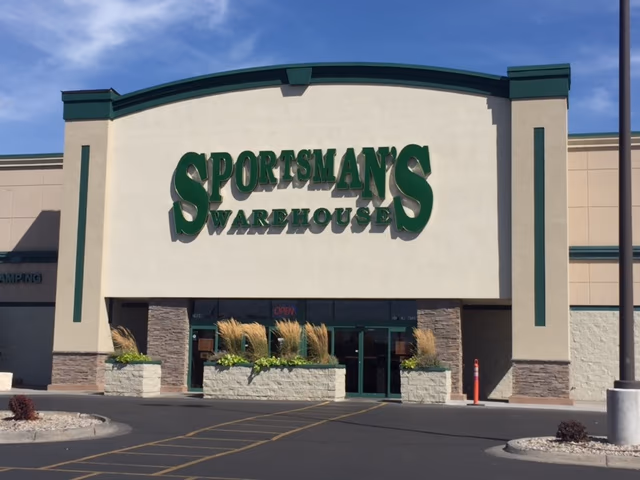 Sportsman's Warehouse photo 3