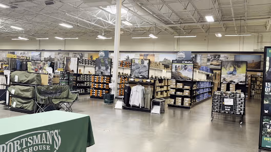 Sportsman's Warehouse photo 3