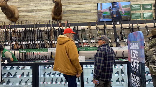Sportsman's Warehouse photo 2